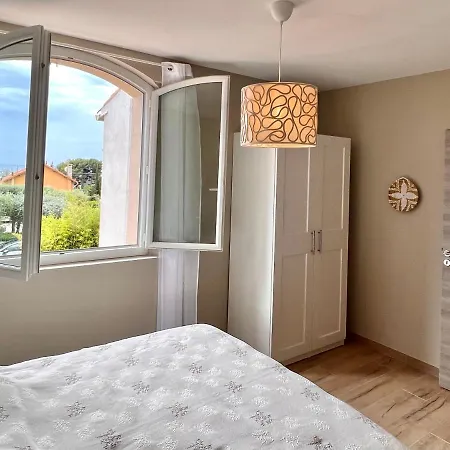 Semesterbostad Gaudina